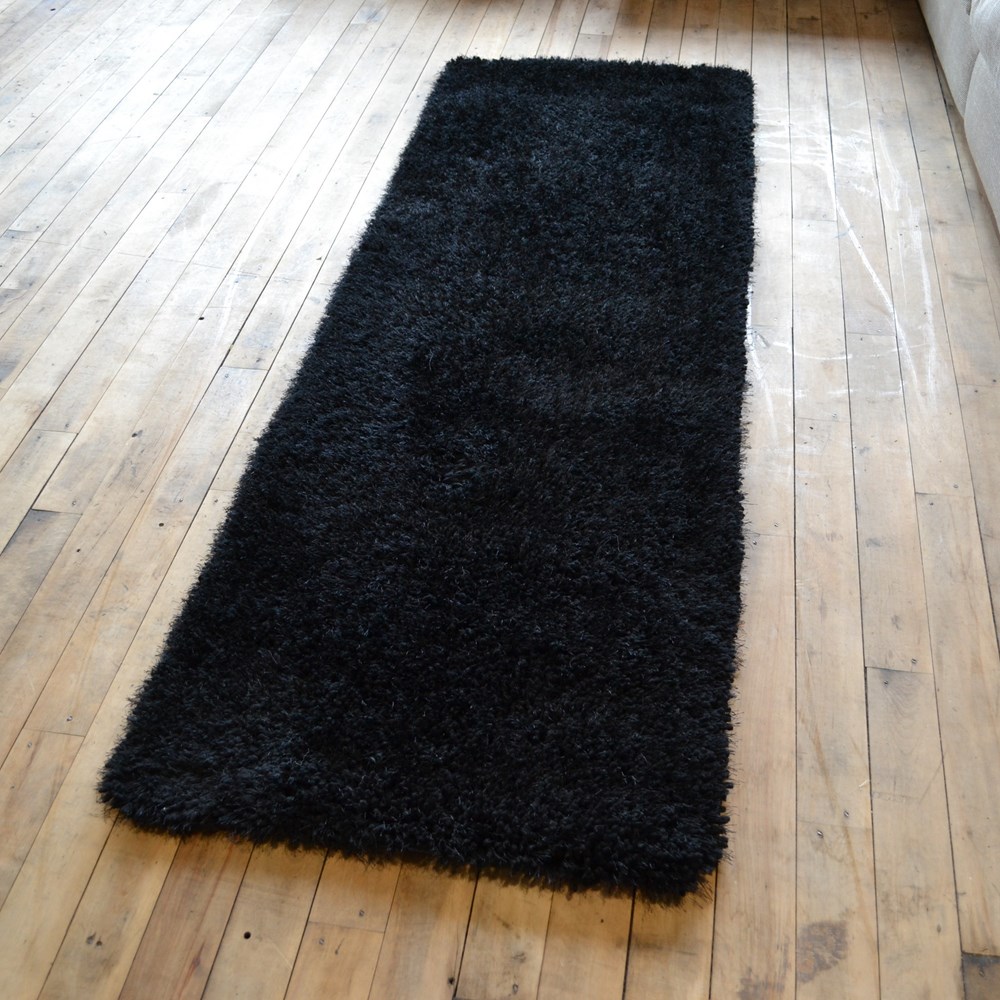 Chicago Shaggy Rugs in Black